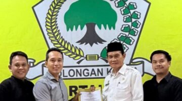 Dr.Nursiah Terima SK Pengurus DPD II,Golkar Lombok Tengah Siap Bangkit Jadi Pemenang Pemilu dan Pilkada