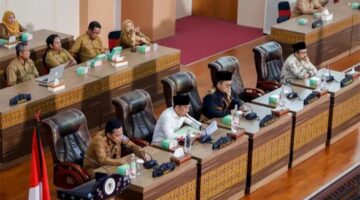 DPRD Lombok Tengah Gelar Paripurna Penyampaian LKPJ APBD 2025,Dilanjutkan Halal Bihalal Idul Fitri