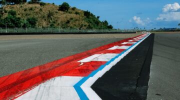 Circuit Classroom: Fungsi Kerb Lintasan di Sirkuit Mandalika 