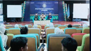 Poltekpar Lombok Lepas Mahasiswa PKN 2026, Siapkan Generasi Pariwisata Profesional dan Berdaya Saing