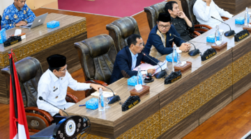DPRD Lombok Tengah Gelar Paripurna Jawaban Kepala Daerah atas Pemandangan Umum Fraksi-Fraksi terhadap Ranperda Pertanggungjawaban APBD 2025