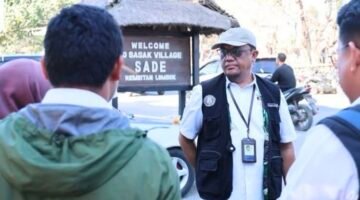 Poltekpar Lombok Peduli Sade,Hadir di Tengah Pemulihan Pascakebakaran